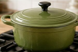 ¿Cómo se cuida un horno holandés?