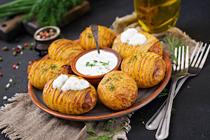 ¿Cómo se cocinan las patatas en el horno en 20 minutos?